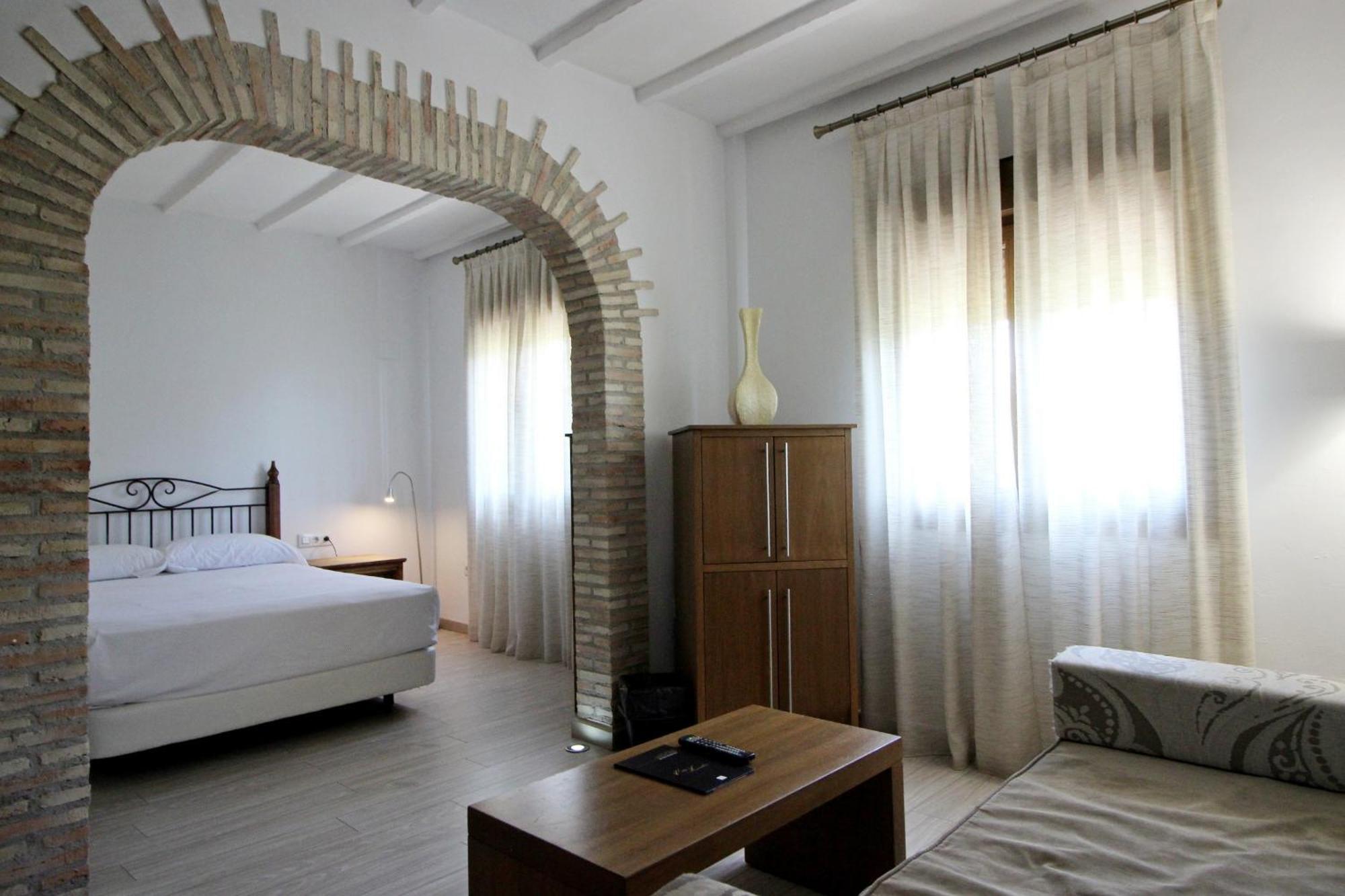 Junior Suite,1572673898:JPEG